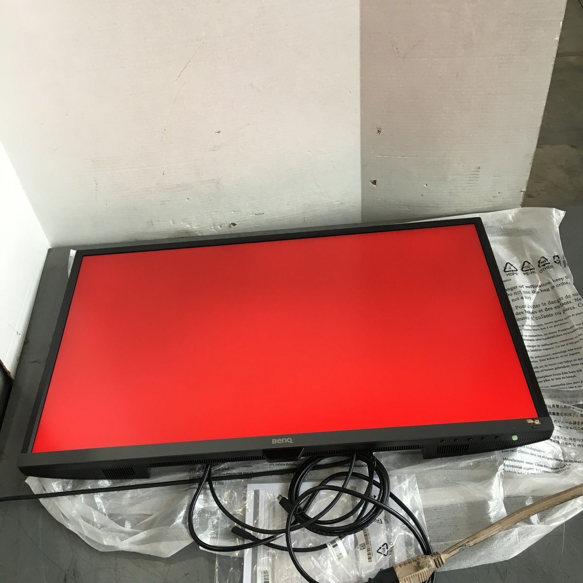 BenQ - EW3270U 32" IPS LED 4K UHD 60Hz Entertainment Monitor HDR10 Freesync (NO STAND) - hình ảnh