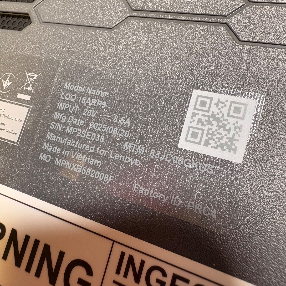 LENOVO LOQ 15ARP9 Gaming Laptop 15.6" FHD, Ryzen 5 7235HS, 12GB, 512GB, RTX 4050 - hình ảnh