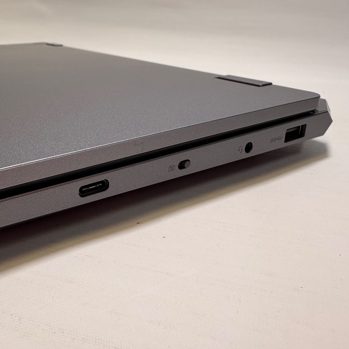 LENOVO LOQ 15ARP9 Gaming Laptop 15.6" FHD, Ryzen 5 7235HS, 12GB, 512GB, RTX 4050 - hình ảnh