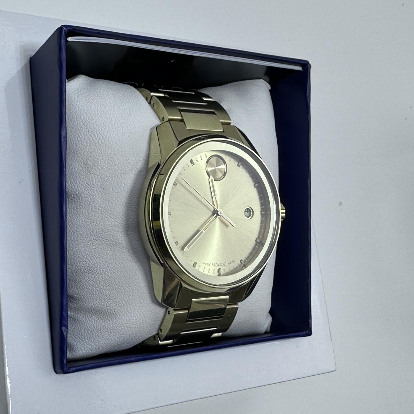 Movado Men's Bold Verso Swiss Quartz Watch, Stainless Steel, Yellow Gold 42mm - hình ảnh